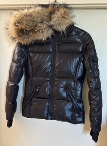 Sam Mädchen Gänsedaunen Federn Waschbär Hoodie schwarz echt Fell Hoodie ohne Etikett - Bild 1 von 10