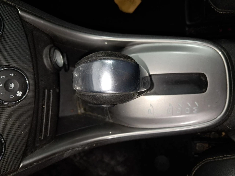 Chevrolet Trax 2016 mango de cambio usado 4x4 1,40 L fabricante original 242, GM1G16 Foto 1 de 4