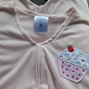 Halo Sleep Sack Big Kids 4-5T Pink Cupcake 40-46 In, 30-50 Lbs - Picture 1 of 4