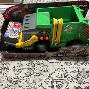 Maxx Action Recycle Truck - Picture 1 of 4