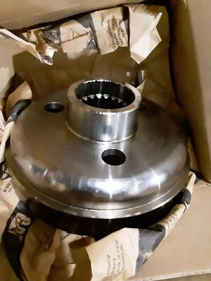 Caterpillar gear and hub 077-5263 - Image 1 of 4