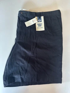 Dockers Men's Perfect Shorts Classic Fit Black Size W48 Inseam 10 in - Picture 1 of 5