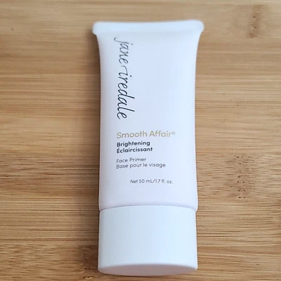 Imprimación facial matificante Jane Iredale Smooth Affair - 1,7 fl oz (50 ml)  Foto 1 de 3