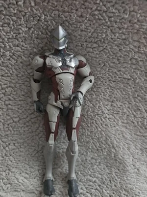 Figura posable Hasbro Overwatch Ultimates Genji 2019 Blizzard 5,5" sin arma Foto 1 de 4