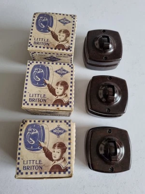 1 x Vintage Britmac  Brown Ceramic Toggle Light Switch 1 Way New Old Stock - Image 1 of 4