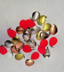 30 Spinnnerbait Blades with swivels Asst. Colo.5 - Free Ship - Picture 1 of 2