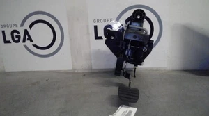 Pedales del embrague RENAULT TRAFIC 3 COURT PHASE 1 465033911R - Imagen 1 de 12