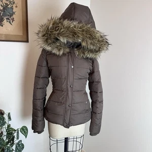Vintage Abercrombie and Fitch 2000s Brown puffer jacket with Fur Trim hood - Picture 1 of 8