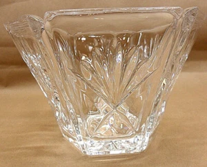 GORHAM FIRMADO ABANICO DE CRISTAL PATRÓN PALMA CUENCO 6 CARAS 5" W X 3 1/2" T GOR17 COMO NUEVO - Imagen 1 de 6