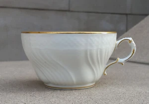 Richard Ginori San Remo Flat Cup Gold Rim - Picture 1 of 9