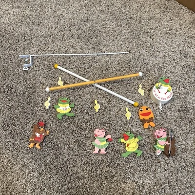 Vintage New Zoo Revue Baby Crib Mobile Freddie the Frog Herietta Hippo Charlie - Image 1 of 4