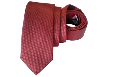 CORBATA HOMBRE ROSA BORGOÑA/GEOMÉTRICA ANCHO 2.50" LARGO: 59" Foto 1 de 3