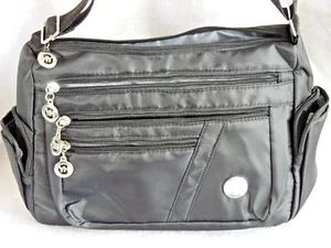 Black Light Weight Crossbody Shoulder Bag Purse Multi Compartment  10 X 8 NWOT - Picture 1 of 9