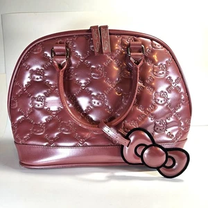 Hello Kitty x Loungefly Medium geprägte Lacktasche pink/staubig rose 16"x11,5" - Bild 1 von 24