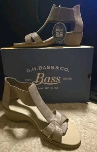 NEW G H Bass "Lite Kia Women's Size 7.5 M Wedge T Strap Metallic Gray Sandals - Picture 1 of 6