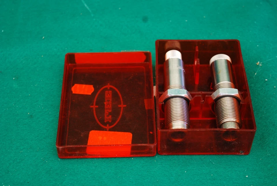 LEE PRECISION  RELOADING DIE SET FOR THE 35 WHELEN - Image 1 of 1