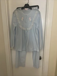 NEU Vintage Damen Carriage Court Baby Blau 2 Teiliges Pyjama Set Oberteil & Hose Gr. M - Bild 1 von 7