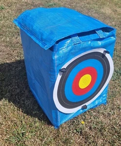 ARCHERY/CROSSBOW BAG TARGET! - Includes internal foam strips. - Picture 1 of 5