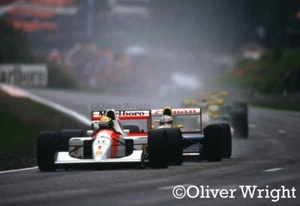 Ayrton Senna Leading F1 1992 Spa GP McLaren - Farbfoto - Bild 1 von 3