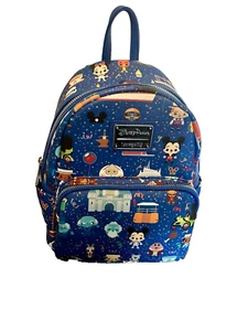Nueva Mini Mochila Collage de Atracciones Iconos Parque Loungefly Atracciones Parques Disney - Imagen 1 de 8