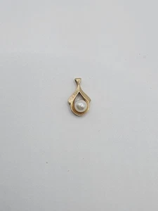 Vintage 14k Yellow Gold Solid Pendant With 5mm Pearl 1.59 Grams - Picture 1 of 10