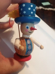 Steinbach Wood Hand Made In Germany SNOWMAN WITH BROOM Tagged Ornament - Picture 1 of 5