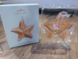2019 Hallmark Stunning Starfish Glass Ornament - Picture 1 of 2