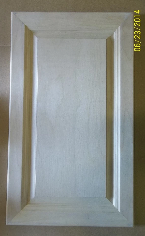 HC KITCHEN CABINET DOOR, MAPLE VENEER HARDWOOD, 19" X 21 5/8" TALL, PORTRAIT FRAME