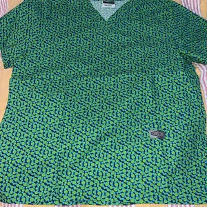 Landau ScrubZone LL40026 Scrub Top, Large - Picture 1 of 6