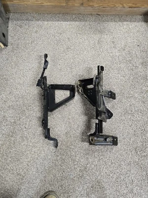 94 97 98 01 DODGE RAM REGULAR / SINGLE CAB TRUCK DRIVER SIDE SEAT TRACKS MANUAL Foto 1 de 4