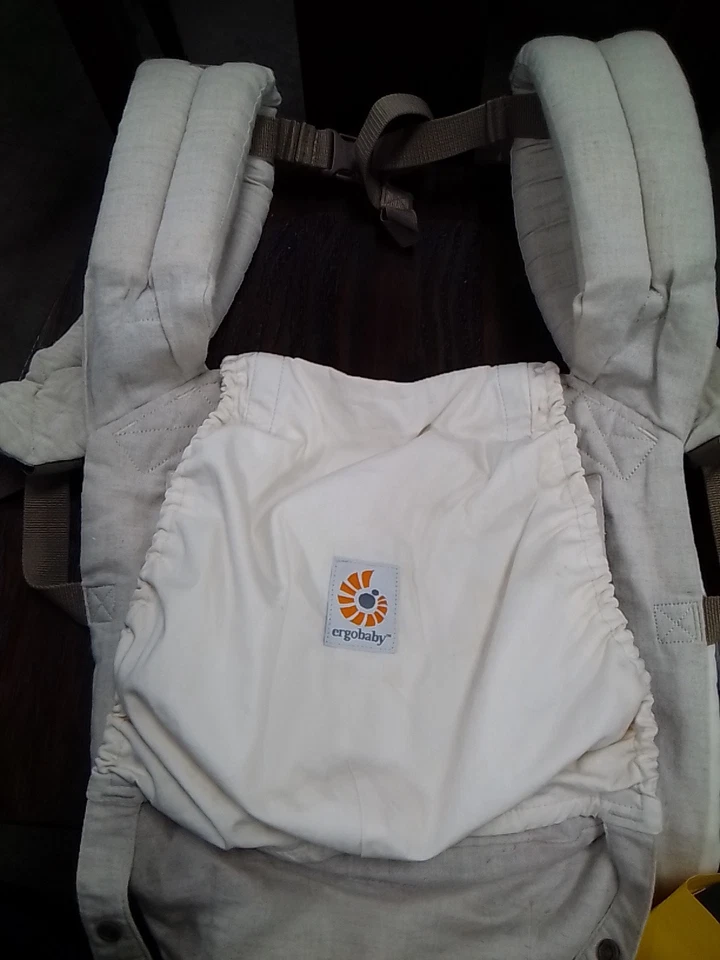 Ergobaby 原装婴儿背带新生儿 48 个月,3 个位置,全新 — 第 1/4 张图片