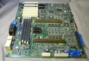 Carte serveur Dell PowerEdge 4300 - Carte mère 048EMX - Photo 1/1