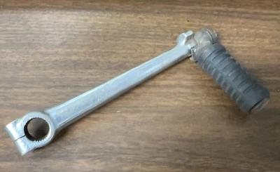 Usado OEM Yamaha 74-76 DT125 DT - Palanca de arranque - 3V6-15620-00 - UYB Foto 1 de 4