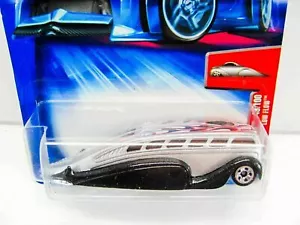 1 NEW Hot Wheels Die Cast Collectible - Crooze Low Flow - Silver - 2004a - Picture 1 of 12
