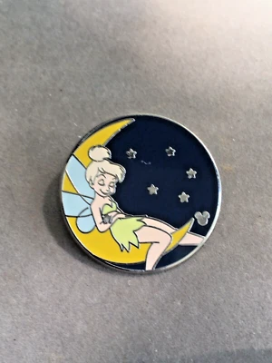 DISNEY DLR 2005 GLOBAL CAST LANYARD SERIES 3 TINKER BELL NIGHT MOON & STARS PIN - Image 1 of 3