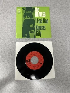 RARE COVER VINTAGE THE BEATLES I FEEL FINE 7" VINYL 45 FRANCE EX - Imagen 1 de 2