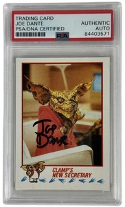 Tarjeta comercial firmada por Joe Dante Topps 1990 Gremlins Director encapsulado PSA ADN - Imagen 1 de 2