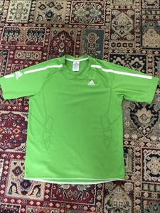 Green Adidas T-shirt good condition - Picture 1 of 6