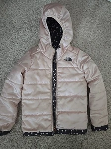The North Face Pink Black Polkadot Reversible Puffy Jacket Hood Size 6 Toddler - Picture 1 of 14