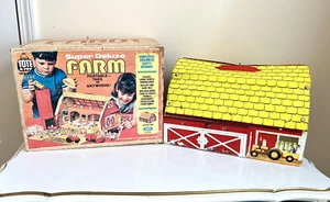 Vintage Ideal Toys Farm Playset 60s Vinyl Carrying Case 250 Piece Lot Animals - Picture 1 of 24