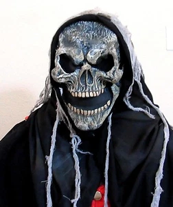 Fun World Halloween Gruft Kreatur Maske Requisite Skelett Ghul mit Kapuze Neu - Bild 1 von 5