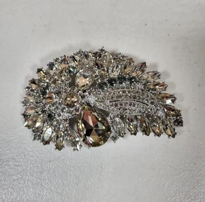 Broche colgante de cristal con estrás Cabi hebilla de cinturón - Imagen 1 de 3