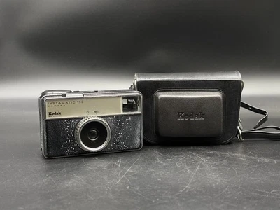 Kodak Instamatic 133 Camera - Photo 1/4