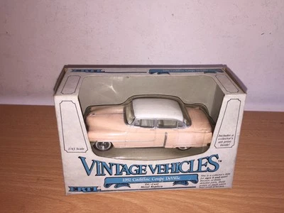 Ertl Vintage Vehicles 1:43 Diecast 1952 CADILLAC COUPE DEVILLE #2541 MIB, 1985 - Immagine 1 di 4