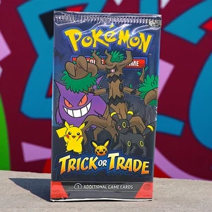 Pokémon Trick or Trade 3-Card Booster Halloween Mini Pack – Factory Sealed - Picture 1 of 2