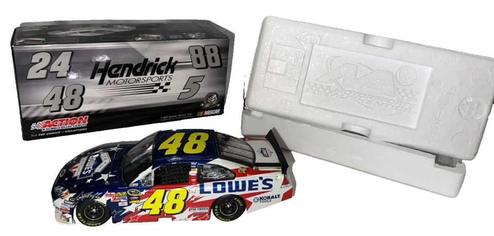 Jimmie Johnson 2010 Lowe's Honoring Our Soldiers 1:24 diecast-usado Foto 1 de 4