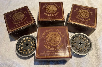 Carrete de pesca con mosca multiplicador J W Young & Sons 1510 31/2′′ y 5 carretes Foto 1 de 4