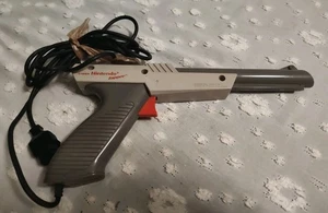 Official Gray Nintendo NES-005 Zapper Light Gun Controller - Tested Working - Picture 1 of 6
