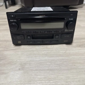 04-07 Toyota Highlander Replacement CD/TAPE Radio Player 86120-52241 Head Unit  - Picture 1 of 10