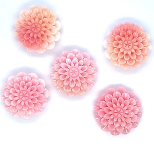 1 PIEZA - Cuentas talladas con flor de crisantemo rosa natural 22~24 mm NUEVO DISEÑO HÁGALO USTED MISMO - Imagen 1 de 6
